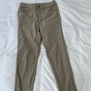 Lululemon Men’s ABC Classic Stretch Chino, Size 28